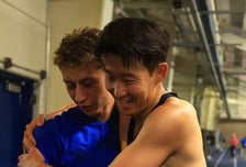 "쏘니X나탄" LAFC도 흐뭇...손흥민 '13번 유니폼', 달려온 12살 동생이 챙겨갔다→포옹에 '엄지 척' 기념사진까지