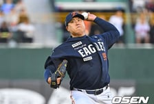 포일-실책에도 QS→7승 다승 선두…관록의 류현진, 이제 속 시원히 말한다 "포수라면 잡았어야죠" [오!쎈 부산]