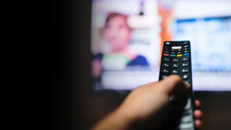 벼랑 끝 케이블TV