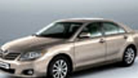 토요타 공습 시작됐다