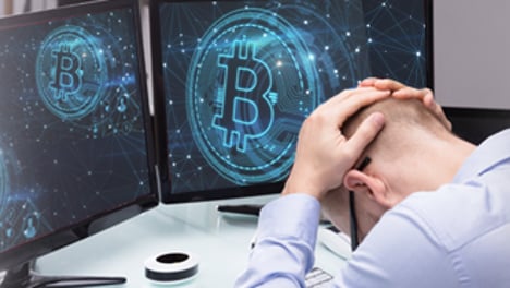 ICO 손놓은 정부 줄잇는 피해