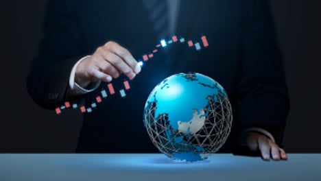 코로나19에 비행기 탄 개미들