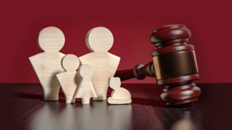 가족이란 이름의 면죄부, 69년 낡은 친족상도례