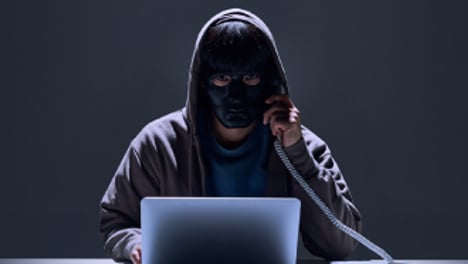 '가짜'와의 전쟁