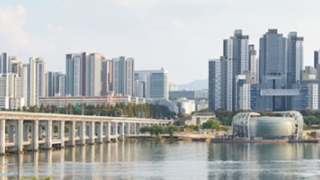 경제 발목잡는 부동산금융