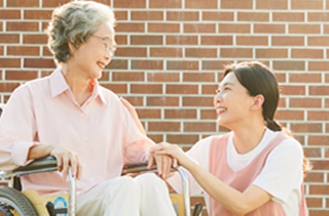 요양보호사 대우해야 어르신 대우받는다