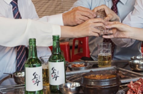 위기의 소주 '순한' 변신