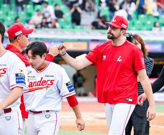 13연패→4승 1패 반등, SSG 드디어 살아났다…이숭용 감독 “2번의 위닝시리즈로 반등할 발판 마련했다” 썸네일