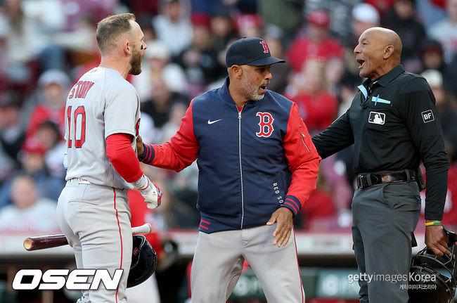 "심판들이 불쌍할 지경" KBO가 그랬던 것처럼…MLB도 ABS 혼란기, 포수 스트레스도 커졌다