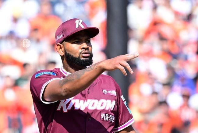 두산 때는 만만했는데, 왜 LG는 키움 알칸타라를 공략하지 못할까…5전 5패, 폰세한테도 안 이랬다