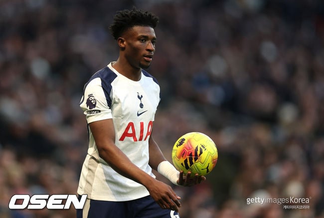 잔류 경쟁? 월드컵까지 흔들린다...토트넘 '초비상' 핵심 윙어, 부상으로 수술 가능성까지