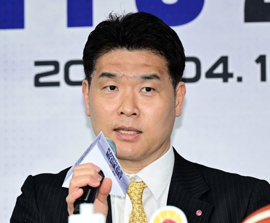 "꼭 통합우승" 2연패 각오 LG, "영원한 강자는 없다" 도전자 소노, "올해도 0% 신화" 6위 KCC...PO 출사표 던져졌다[오!쎈 강남]