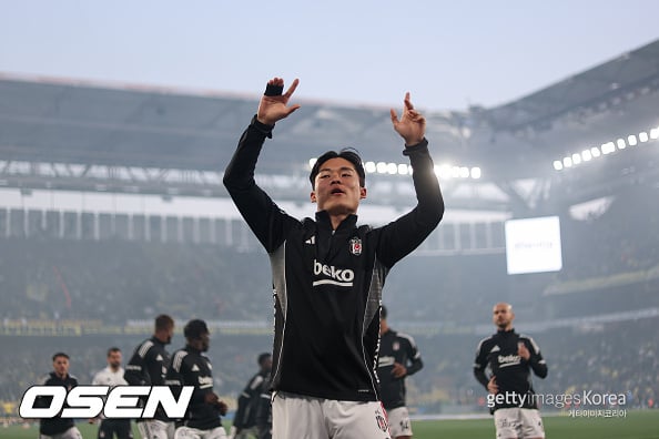 “팬들 위해서라면 10시간 앉아서 사인도 할 수 있다!” 멀티골 대폭발한 오현규, 팬서비스도 성숙하다