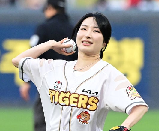 김도영 열혈팬 '람보르길리', 금빛 기운 담아 승리요정 등극[지형준의 Behind]