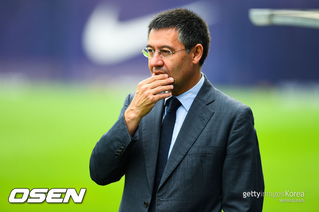 5년 침묵 깬 '최악의 회장' 바르토메우, "메시 이별 팀 망친 주범은 라포르타...회장 다시 도전하겠다"