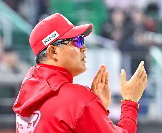 1-2→3-2 뒤집기쇼…이숭용 감독, “9회 뒤집은 선수들 끈기 높게 평가” [오!쎈 대구]