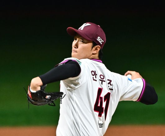 160km 에이스 안우진 출격에 고척돔 1만6000명 만원관중, 시즌 5번째 매진 [오!쎈 고척]