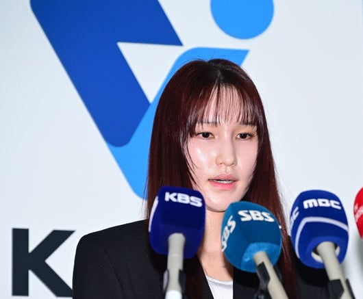 女배구 최초 음주운전 사태, 징계 결과 나왔다…엄중경고 제재금 500만 원 결정 "반사회적 행위로 엄벌하되..." [공식발표]