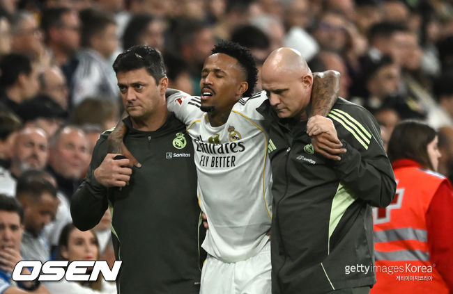 '한 번뿐일 수 있는 월드컵보다 커리어' 택했다.. 브라질 핵심 수비수, 고민 끝에 재활 대신 수술대