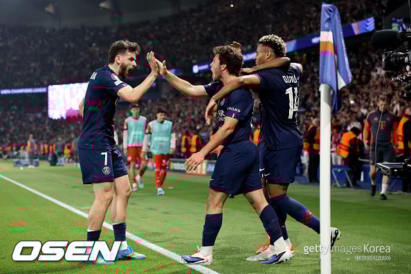 이강인 결장시킨 PSG 엔리케 감독 “뮌헨전, 내 인생 최고의 경기였다”