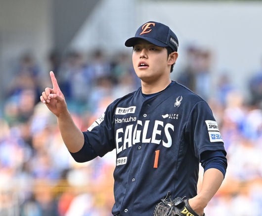 '한화 대충격' 문동주, 어깨 관절 와순 손상으로 수술 소견…미국 클리닉에도 의뢰했다 [공식발표]