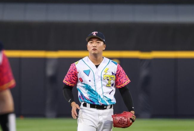 "고우석, 여전히 훌륭했다" LG 복귀 거부, ML이 눈앞인데…가로막는 이들이 KBO 출신들이다