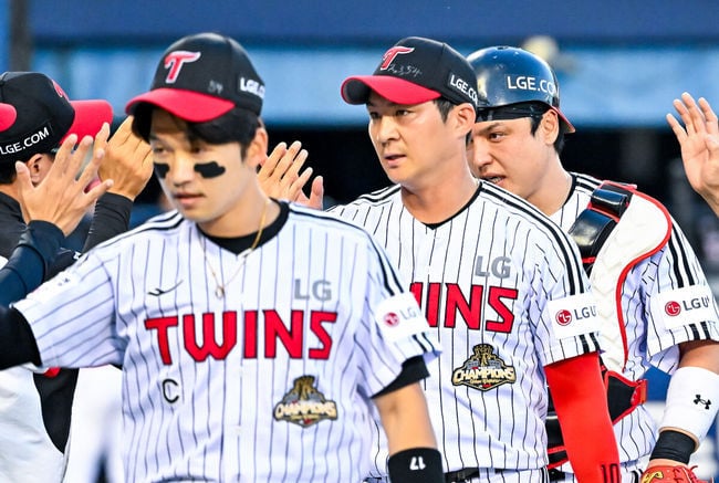 홈런 또 홈런→3G 연속 2홈런→35일 만에 1위 탈환...염갈량 웃다 “타격코치가 마음고생 심했다. 장타력 기대한다”