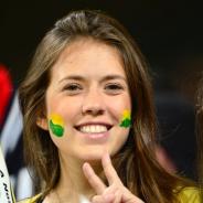 브라질 응원석의 미녀 팬들