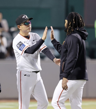 Hanwha Eagles 한화 이글스 Baseball Cap - KBO League