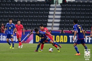 “한국선수들은 두려움 없었다!” 일본축구 레전드도 한일전 완패 해설