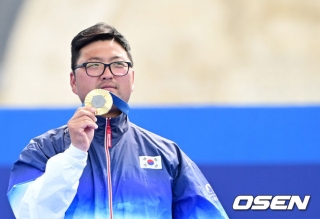 '파리올림픽 3관왕' 양궁스타 김우진, 제71회 대한체육회 체육상 대상 수상