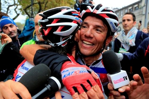 롬바르디아 우승으로 기뻐하는 로드리게즈/사진=국제사이클연맹