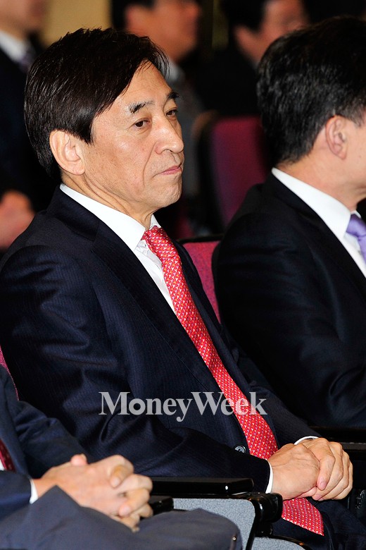 [MW사진] 2015 한국은행 시무식에 참석한 이주열 총재