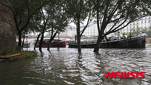 프랑스 독일 폭우. 프랑스 파리 센강의 일부 구간이 범람하고 있다. /자료사진=뉴시스