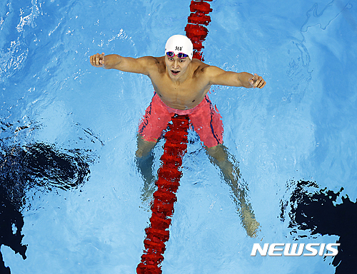 쑨양. 중국의 쑨양(25)이 오늘(9일·한국시간) 올림픽 아쿠아틱스 스타디움에서 열린 수영 남자 자유형 200m 결승에서 우승했다. /사진=뉴시스