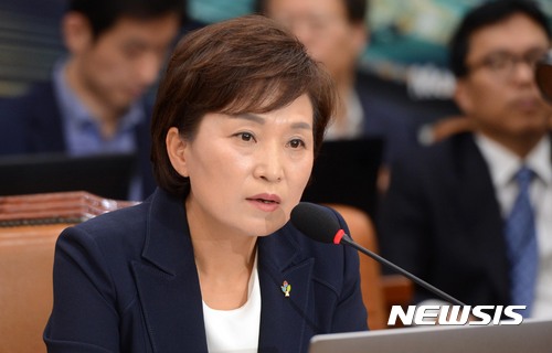 김현미 국토교통부 장관 후보자 청문보고서가 21일 채택됐다. /자료사진=뉴시스