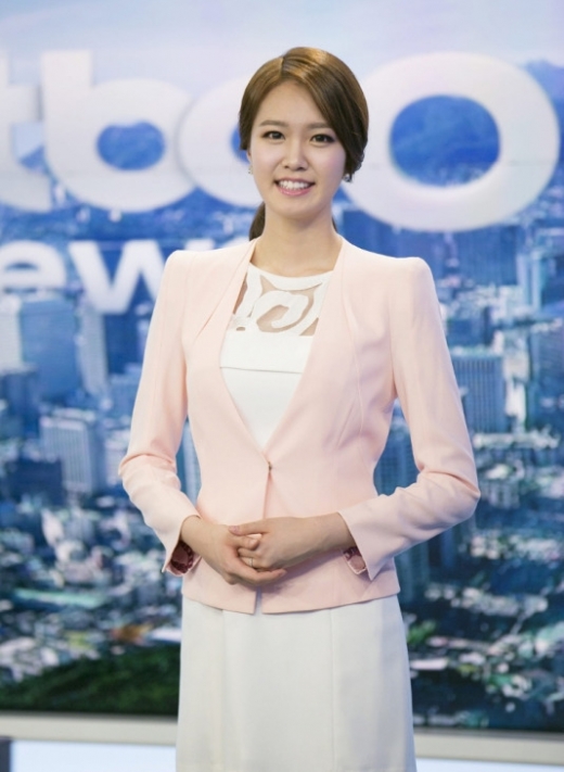 손석희 동승자 가짜뉴스 법적 대응. 사진은 안나경 앵커. /사진=JTBC 제공