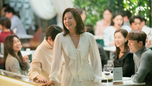 배우 김희애가 JTBC 드라마 '부부의세계'에서 착용한 다이아몬드 목걸이에 관심이 모아진다. /사진=티파니 제공