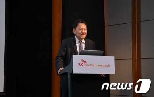 조정우 SK바이오팜 대표이사가 15일 열린 온라인 기업공개(IPO) 기자간담회에서 발언하고 있다./사진=뉴스1