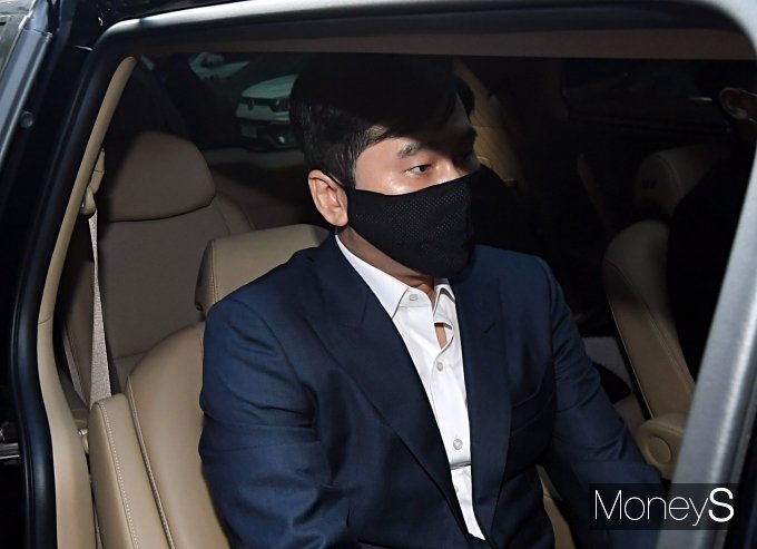 1심 법원이 미국 라스베이거스 호텔 카지노에서 불법 도박을 한 혐의로 기소된 양현석(51) 전 YG엔터테인먼트 대표에게 검찰 구형보다 높은 벌금형을 27일 선고했다. /사진=장동규 기자