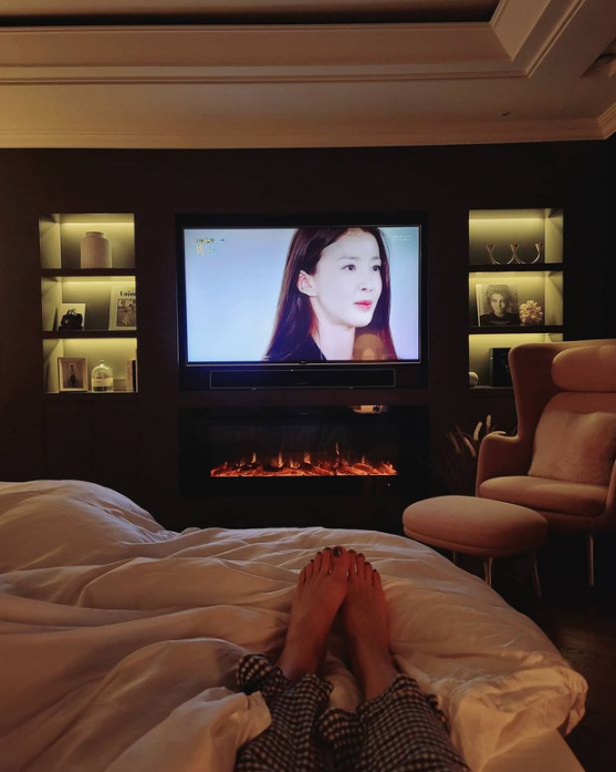 배우 이시영이 호텔같은 침실을 공개했다. /사진=이시영 인스타그램