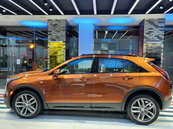 XT4 ./= 