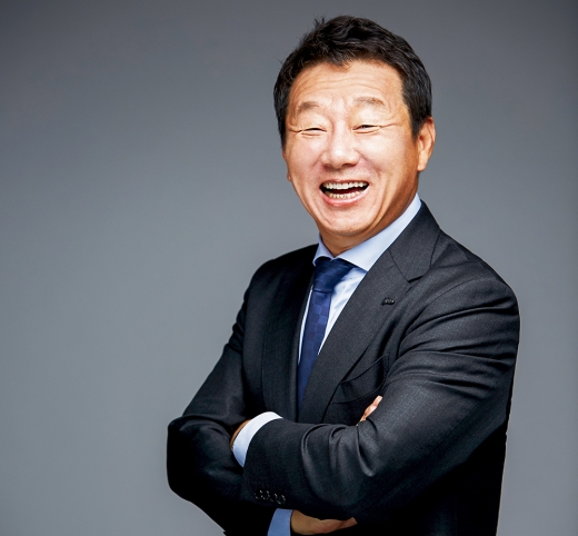 금융권에 따르면 한국씨티은행을 인수할 잠재적 후보로 OK금융그룹이 떠올랐다. 사진은 최윤 OK금융그룹 회장/사진=OK금융그룹