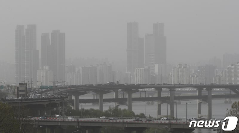 오늘날씨 중국발 황사로 미세먼지 '매우나쁨'…중부지방 돌풍 ...