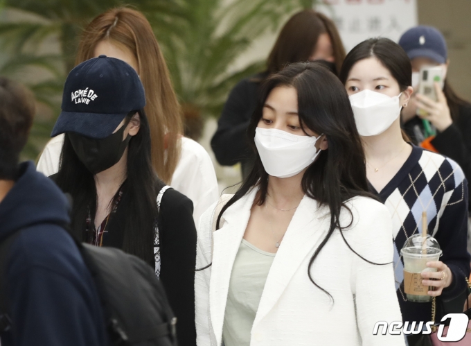 영상 Comeback To Seoul After Filming The Twice Music Video Newsdir3 영상 Comeback To Seoul After Filming The Twice Music Video Newsdir3