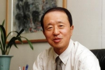 홍원식 남양유업 회장이 4일 '불가리스 사태'와 관련해 대국민 사과를 한다. /사진=남양유업