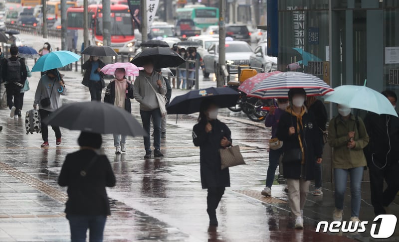 오늘날씨 천둥·번개에 요란한 비…중국발 황사 미세먼지 '나쁨 ...