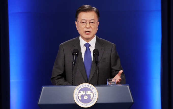 문 대통령이 취임 4주년 특별 연설을 하며 남은 임기 동안 해결해야 할 과제를 제시했다. /사진=뉴시스 추상철 기자