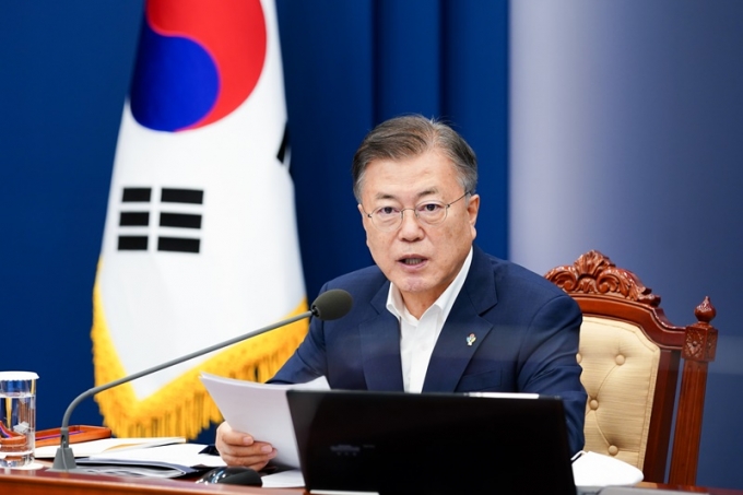문재인 대통령이 G7 정상회의 참석을 위해 11일 영국으로 출국한다. /사진=뉴스1