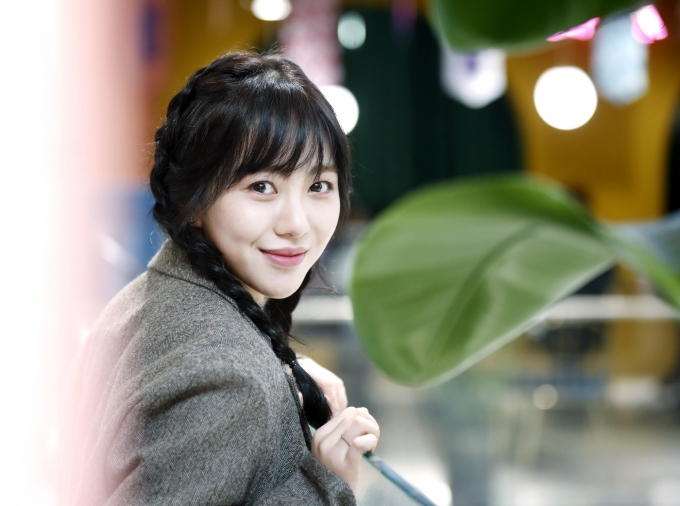 Aoa ì¶œì‹  ê¶Œë¯¼ì•„ ë¬´ì†ì¸ ë§Œë‚˜ êµ¿ í–ˆë‹¤ ì´ì œ ëª¸ì— ìƒì²˜ ì•ˆ ë‚´ ë¨¸ë‹ˆs